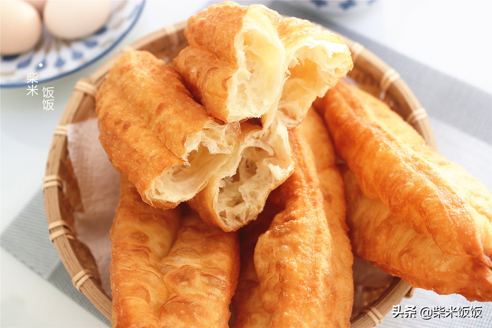 普通麵粉炸油條，不用泡打粉，又香又酥，比買的好吃