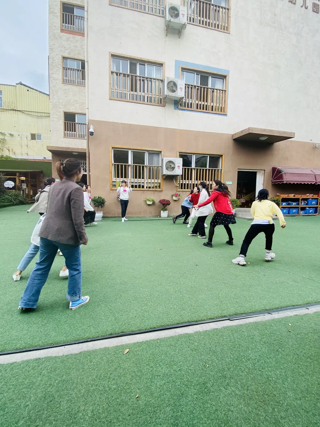 “小游戏”和“大课程”丨天府新区华阳幼儿园户外课程研究组活动