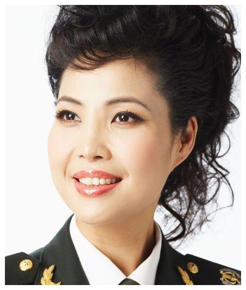 51岁李双江娶24岁梦鸽，她是自愿的吗？会不会有