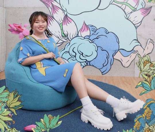 北大才女，逆袭人生的李雪琴，为何能在吴亦凡事件中虎口脱险？