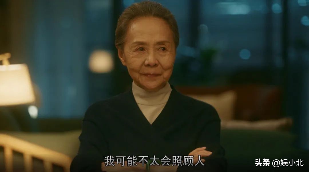 《流金岁月》奶奶火了，扮演者吴彦姝出身背景被扒，难怪如此优雅