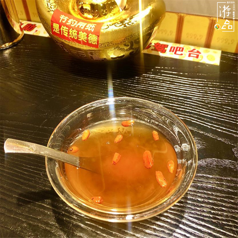 比乡村基更亲民：免费续米线，甜品无限量，重庆这家店能赚钱？