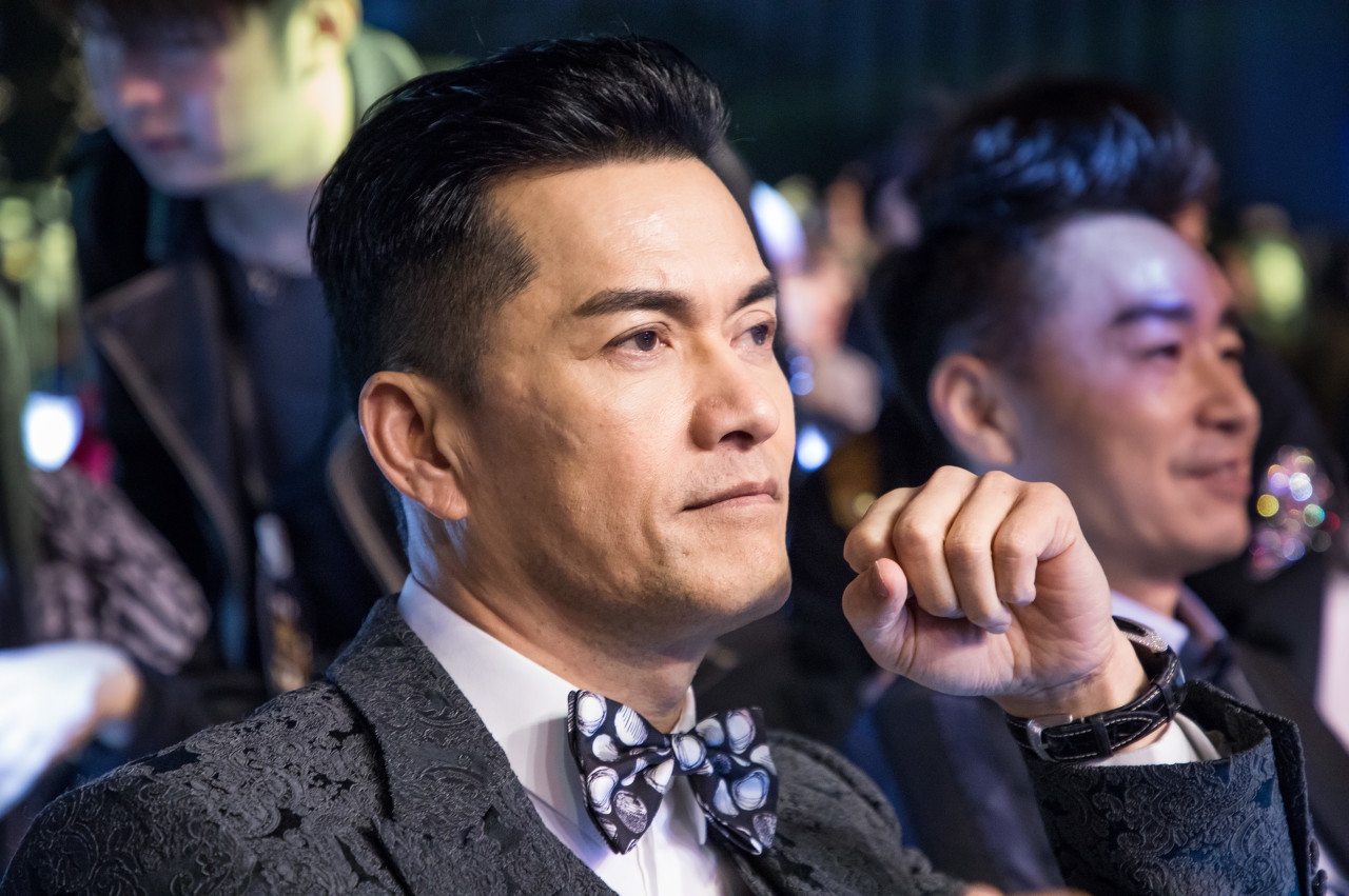 跛豪给了《上海滩》里丁力的面子,电影才得以命名为《跛豪》