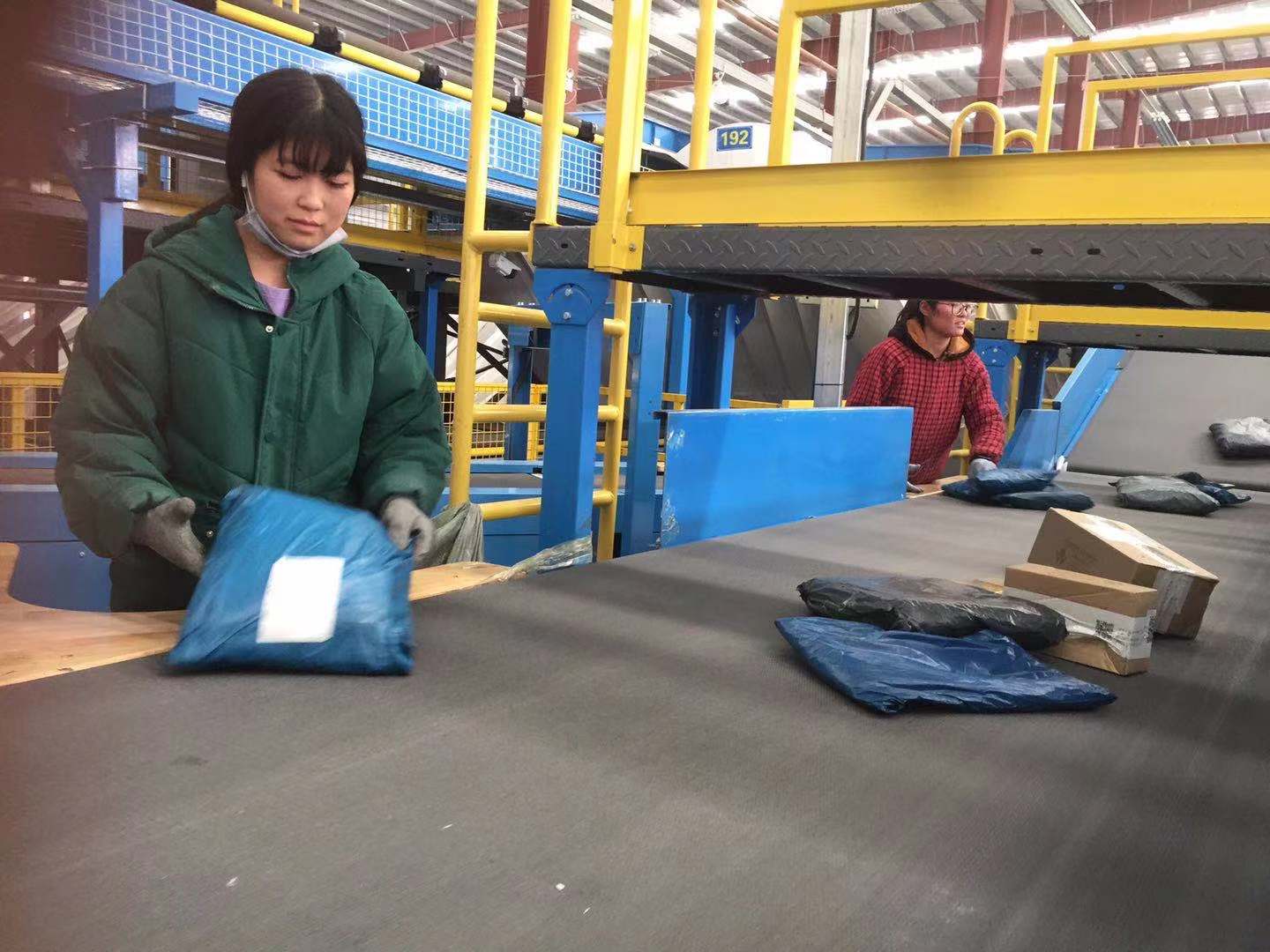 兰山区财政收入在全市率先突破百亿元大关