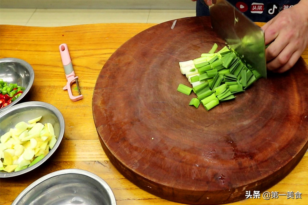 图片[6]-青萝卜炒腊肉做法步骤图不能洗净后直-起舞食谱网