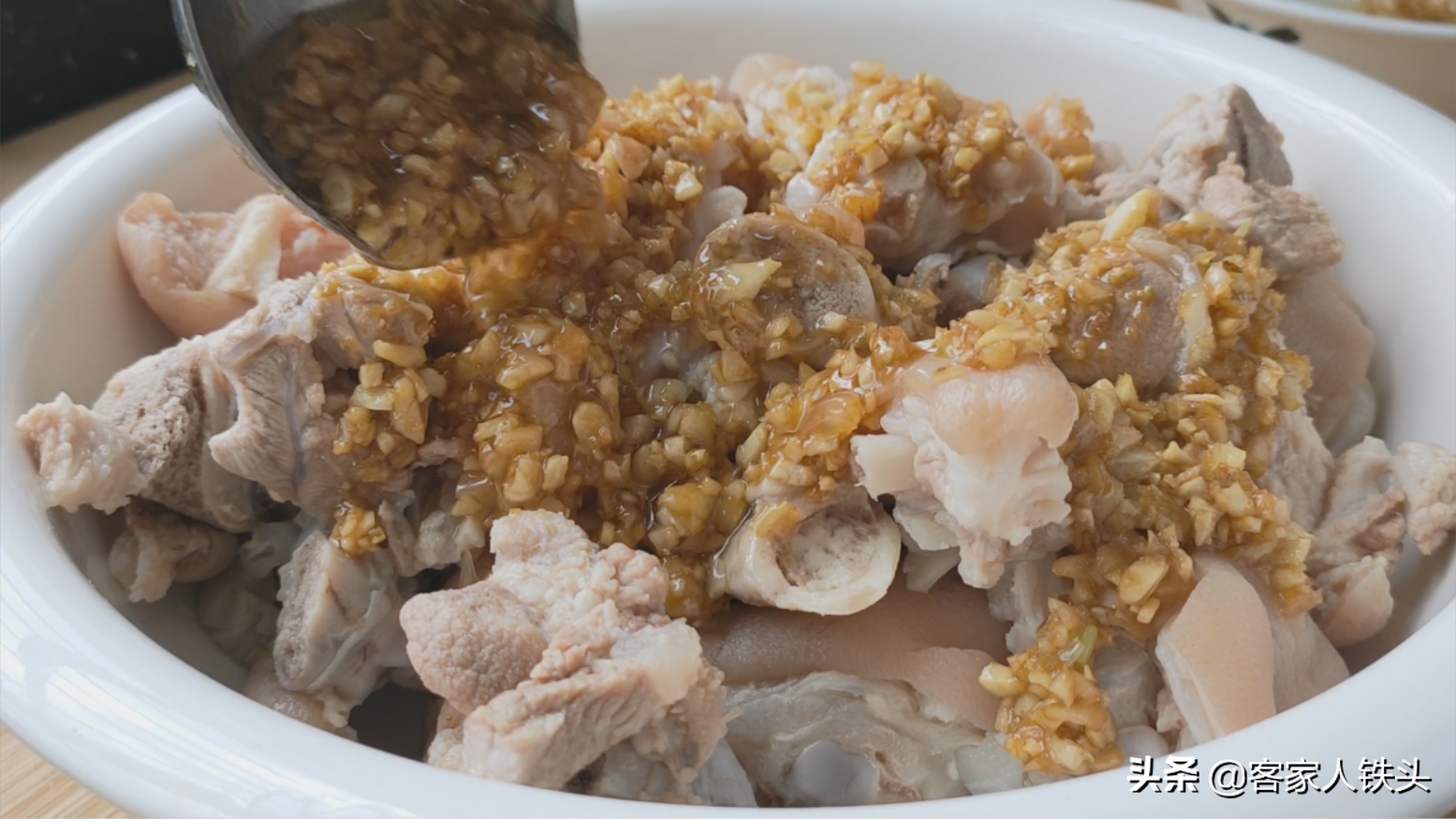 两广人爱吃的一道名菜做法，清香开胃好吃不油腻，营养丰富又简单