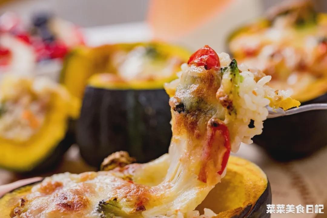 I love to eat this way when it's cold!  It’s so hot that the bowls don’t need to be washed