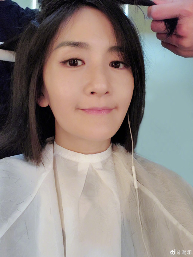 张杰秀恩爱后，谢娜曝光新孕照状态超好，化精