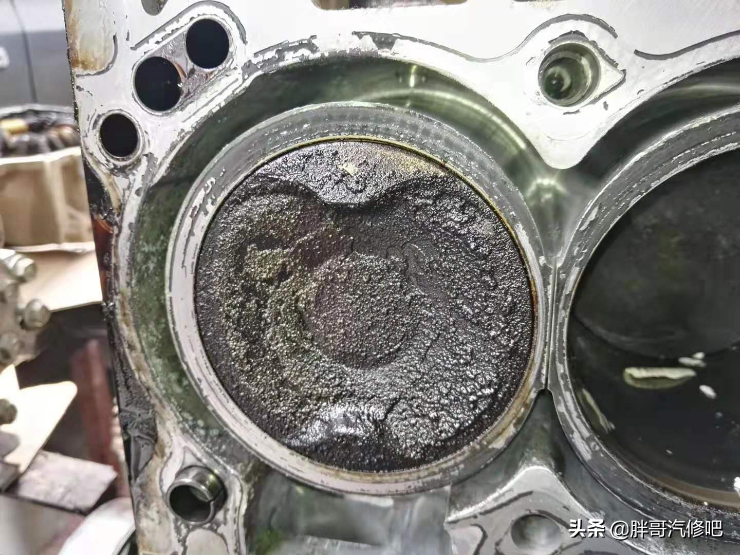 图片[14]_奇骏发动机严重烧机油 缸套失圆 气门油封漏油 积碳严重_5a汽车网