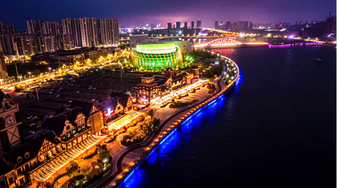 0模式,星光汽车影院火了"全域旅游 科技创新"星光岛正如电影中描述的