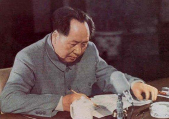 1967年，校長張幹病逝前，對兒子說：給毛主席寫信，說我對不起他