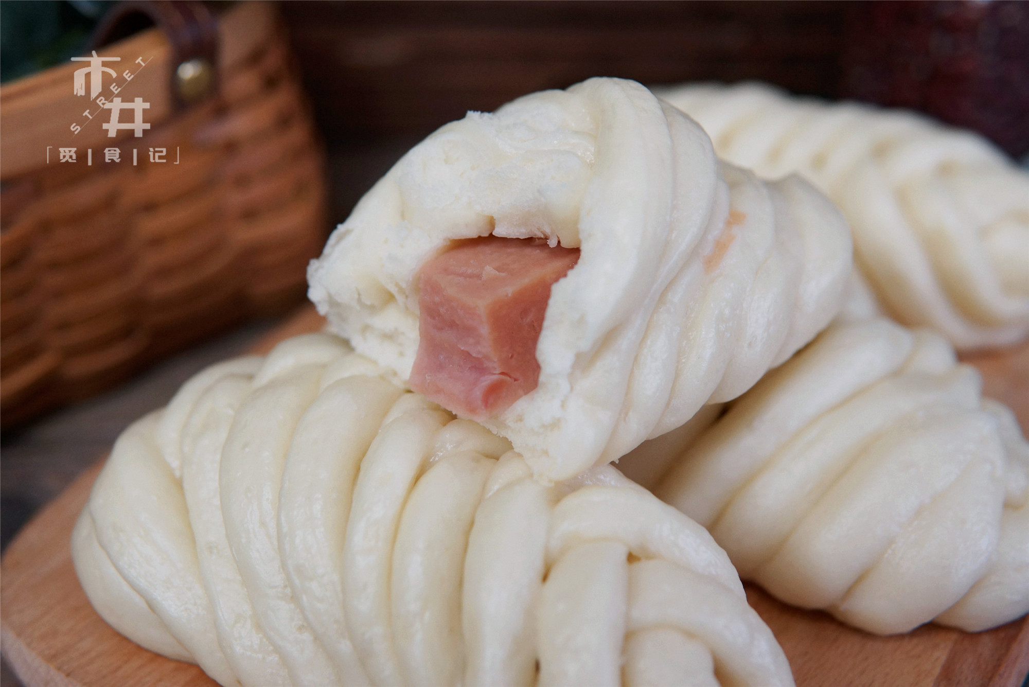 Recently, I have become fascinated by steamed buns like this, just cut a few cuts, it’s softer and more delicious, children love it.