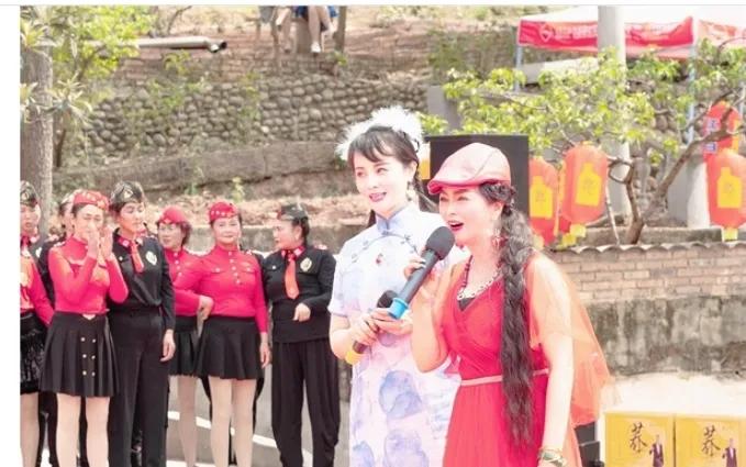 感恩祖国 感恩人民 传播发扬传统文化和大爱红色文化