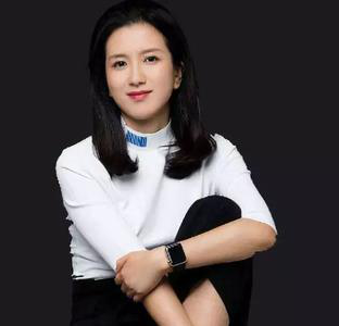 80后的她22歲大學(xué)畢業(yè)，33歲創(chuàng)立摩拜共享單車(chē)，套現(xiàn)15億