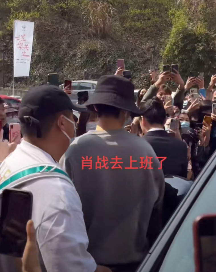 The fact that resemble battle is miserable! Knock off by bastard block up in hotel room entrance, the password returns doubt to be like be pressed to enter by chaos do not go