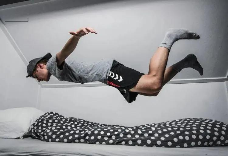 經常熬夜到底會有什麼影響？ 幾點睡覺才不算熬夜？ 或許你睡晚了