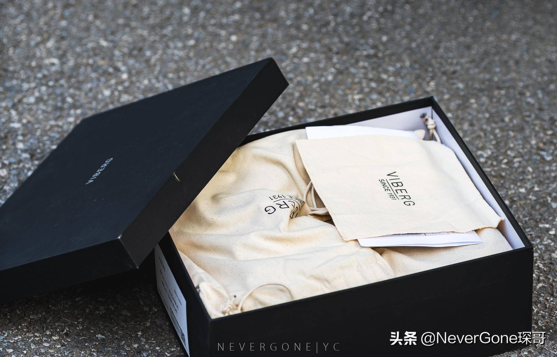 一双少见但高端的电工雨鞋——Viberg 2060马皮工程师