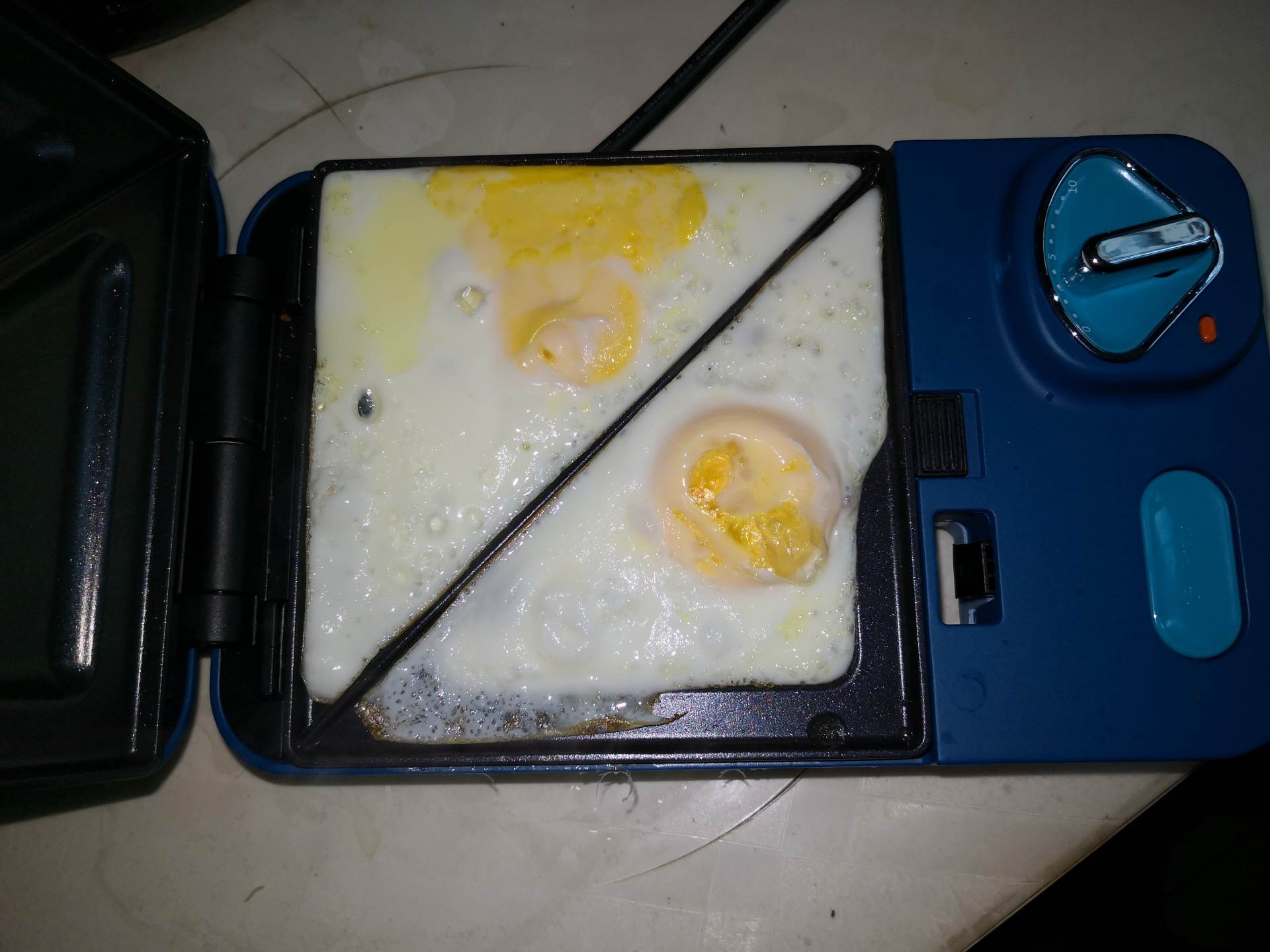 在家做早餐，好吃还好看-浩诗三明治早餐机评测