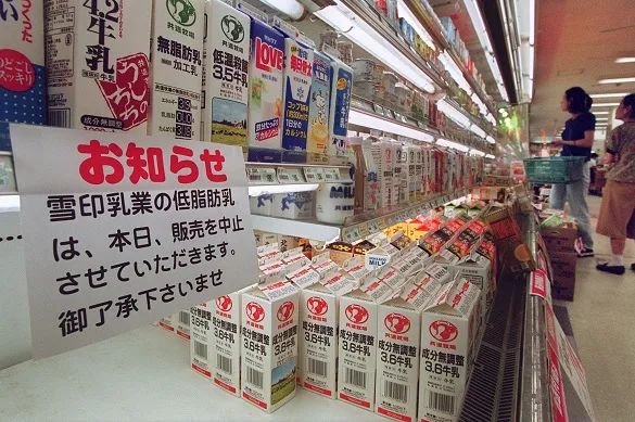 一次3小時(shí)的停電，釀成了一場(chǎng)萬人中毒的食品安全災(zāi)難