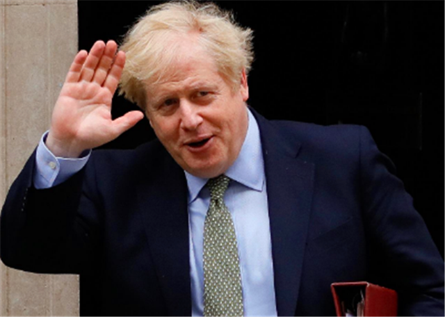 约翰逊输了？中国见招拆招进行反制，英国终于