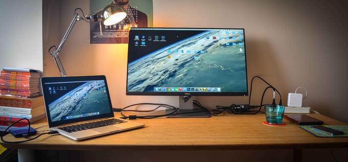 真·宿舍神器：好用不贵的笔记本外接显示器推荐，左右开弓效率增