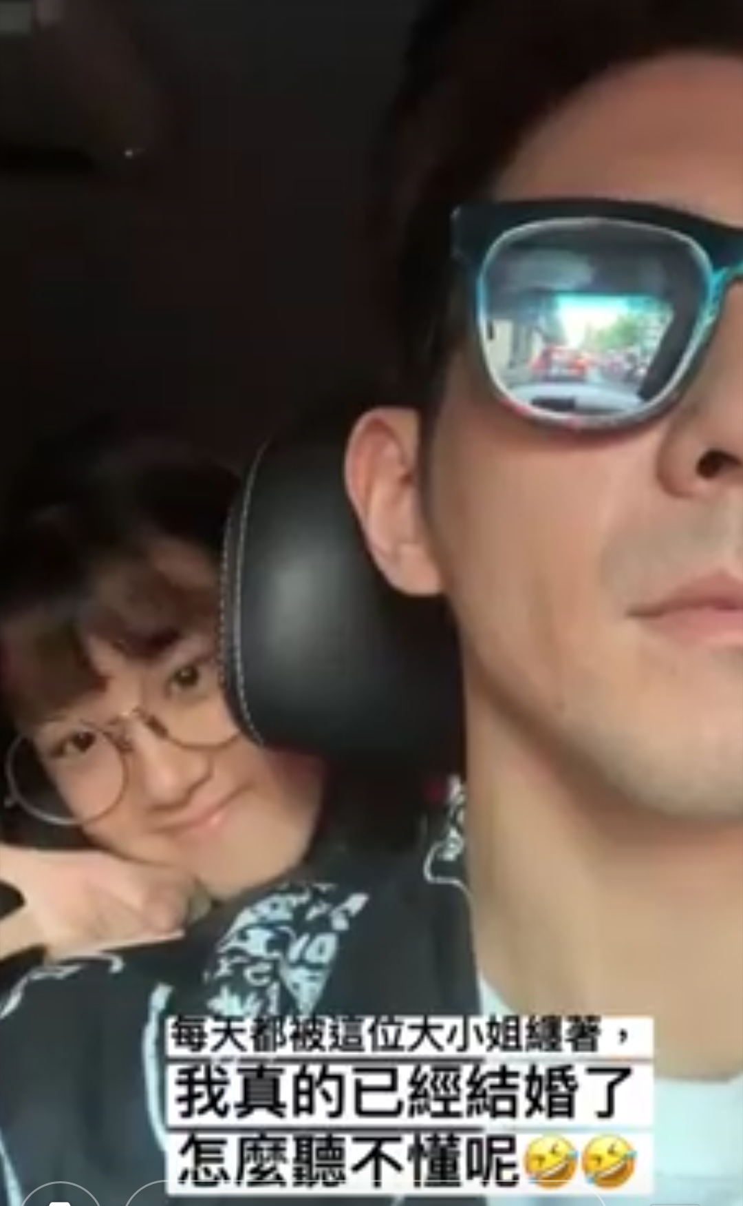 修杰楷变奶爸陪女儿荡秋千，咘咘波妞女汉子画风活泼好动