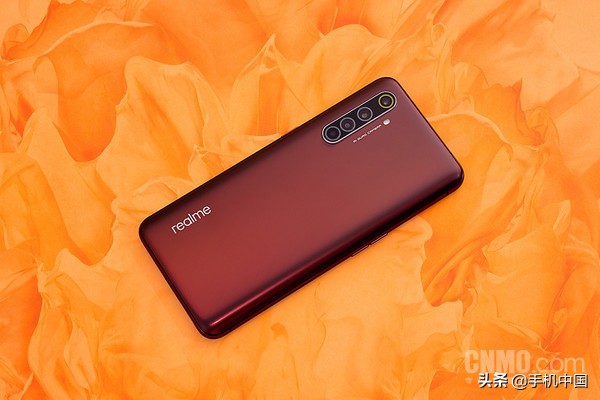 realme X50 Pro在台发售后置摄像头四摄设计方案配骁龙865