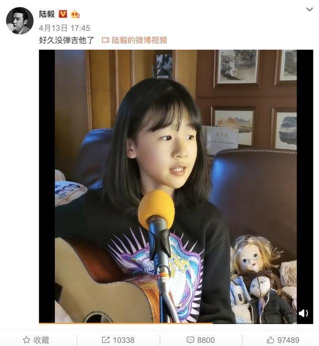 陆毅女儿再以京剧扮相出镜，贝儿造型超亮眼，举手投足尽显专业范