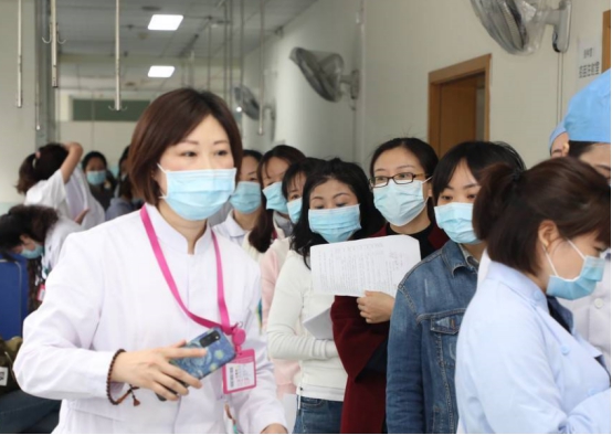 第一針新冠疫苗還沒接種？ 先別急，這6類人群勸你謹慎