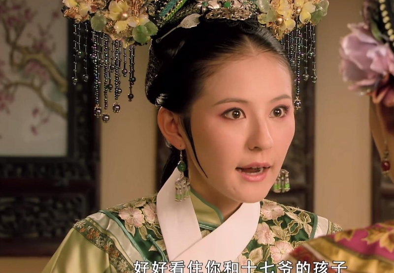 难怪叶澜依死后，甄嬛一点表示都没有，你看她选在啥日子自尽？