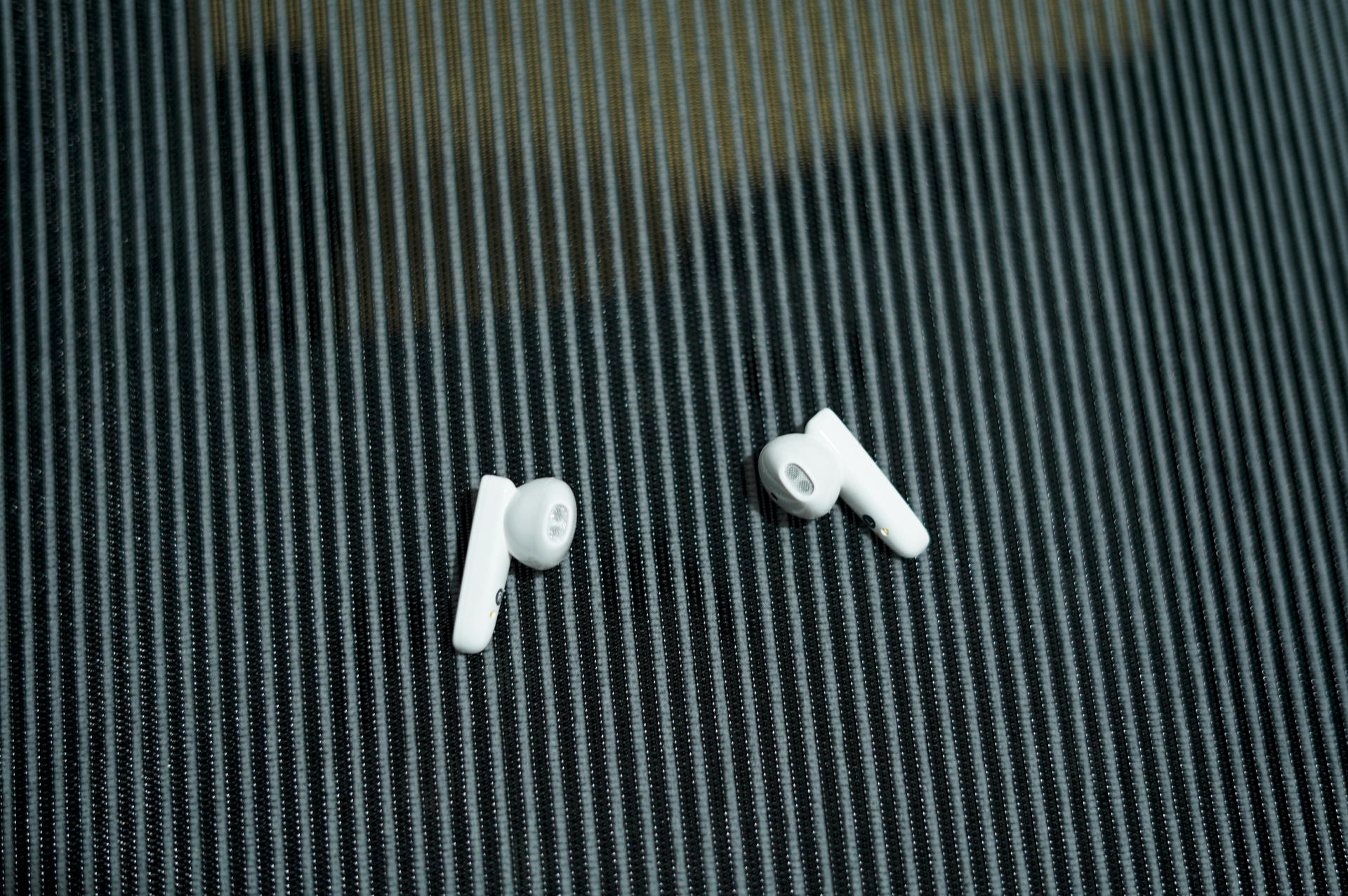 百元价位国民良心真无线蓝牙耳机 aigo T23堪称性价比小王子