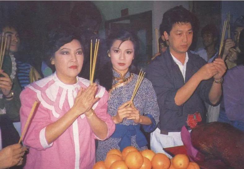 戏骨李香琴去世！曾是翁美玲干妈，和老搭档谭炳文传30年绯闻