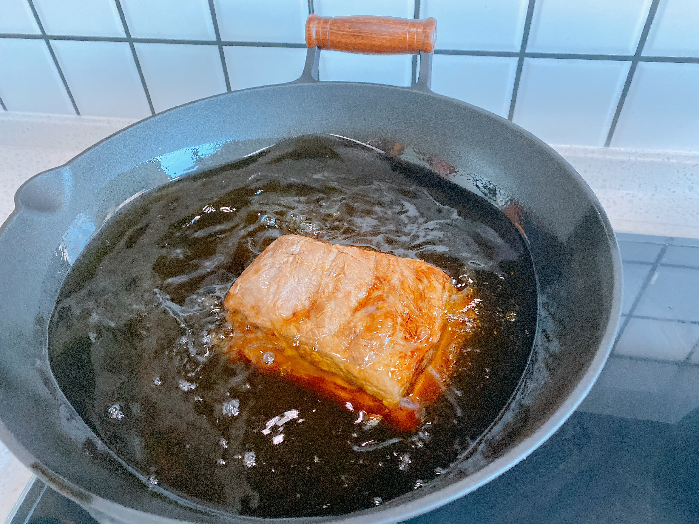 過年炸扣肉總失敗也不起泡，找到5個關鍵點，做出正宗的虎皮扣肉