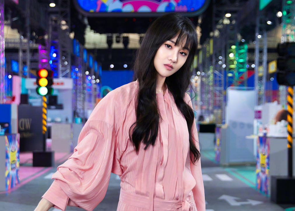 郑爽为自己报一脚之仇，节目中对许魏洲态度明