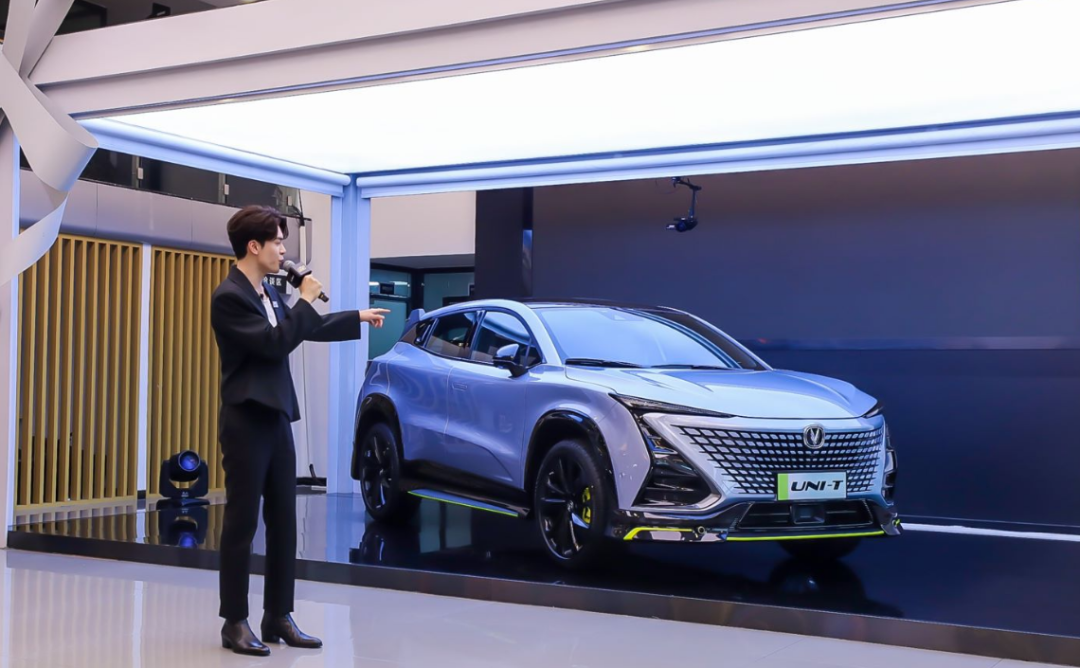 没有盼到2.0T，运动版UNI-T上市等来了一个“弹射起步”