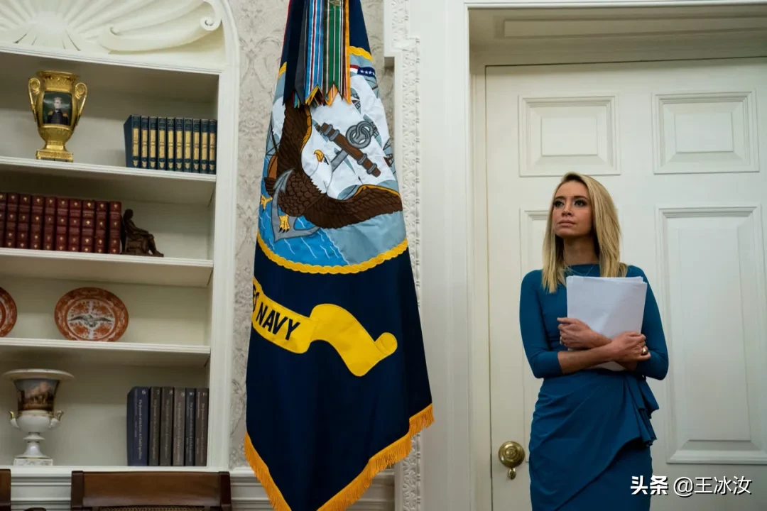 又是金发美女，特朗普最新发言人火了，还是大