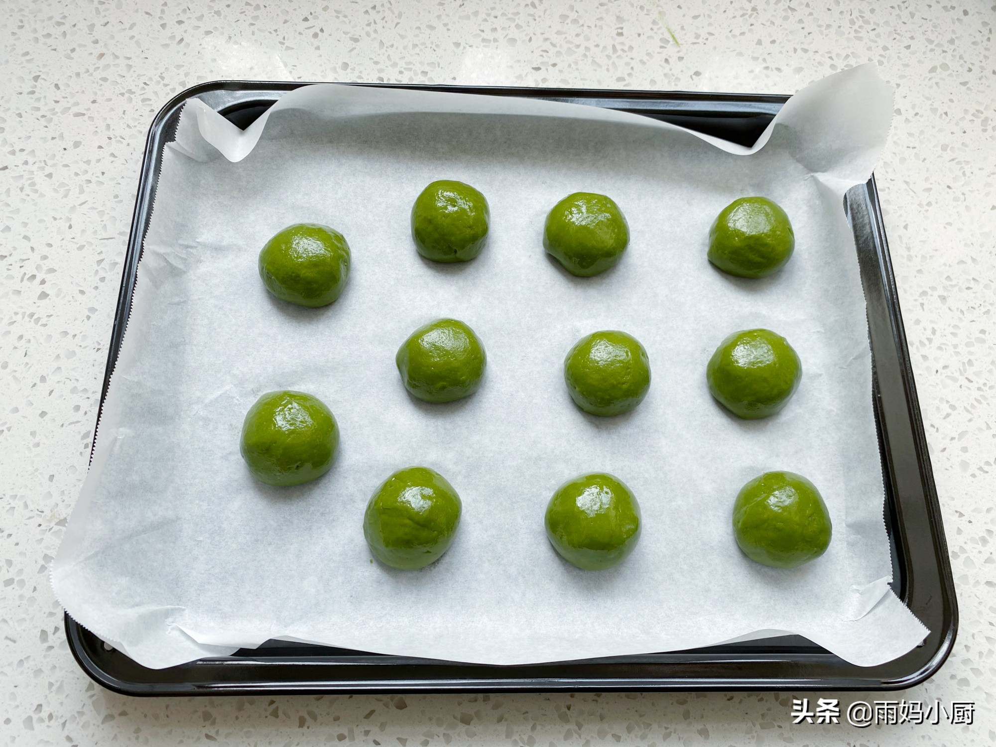 网红麻薯球，在家轻松做，揉面只需三分钟，个个鼓包不回缩