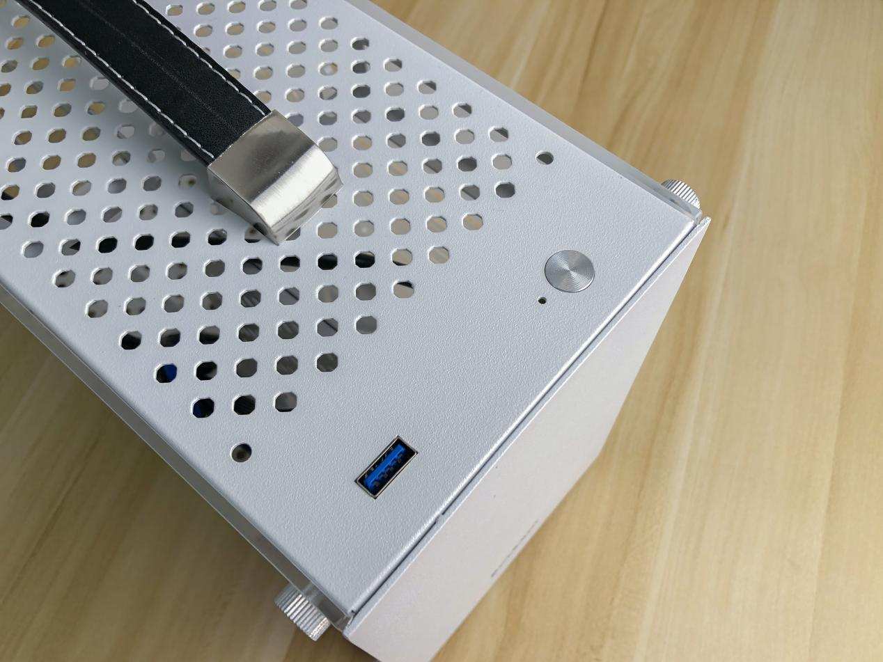 開放式ITX機箱和封閉式ITX機箱怎么選？