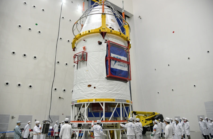 核心技术超越美国，中国新飞船落地精度堪比导