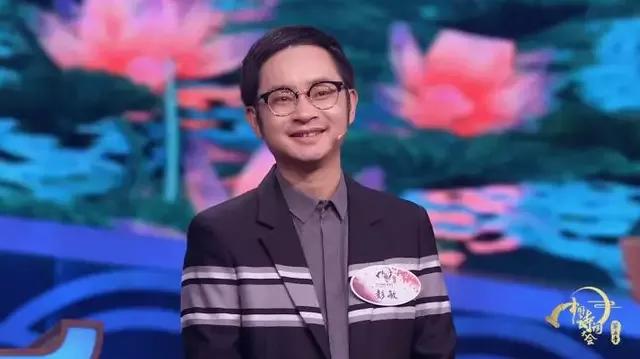 诗仙敢问月，我等只吃酒！浅浅事件深深问？如此诗刊情何刊！