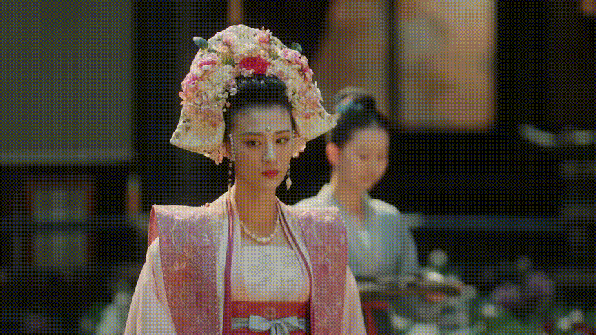 张妼晗，我们讨厌她，是因为我们永远也成不了