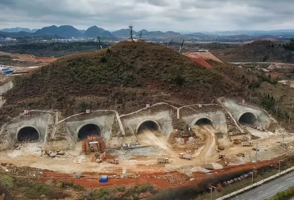 挖空一座山！華為、蘋果為何搶著在貴州建立數(shù)據(jù)中心？