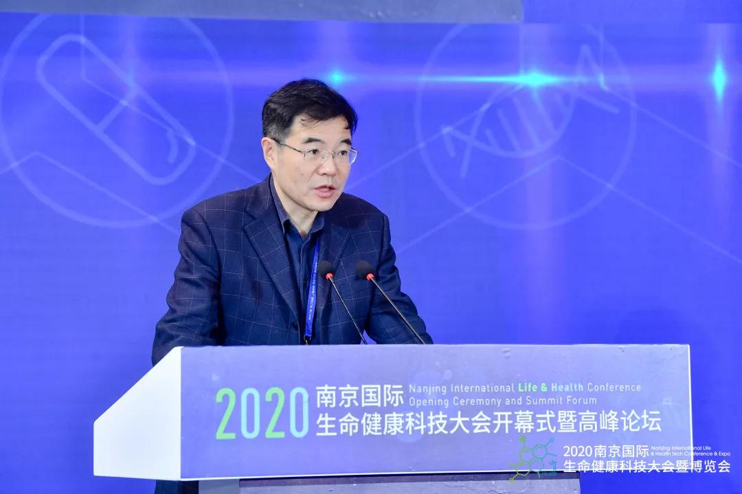 罗群,原国家卫健委医政医管局局长张宗久,江苏省卫健委副主任李少冬