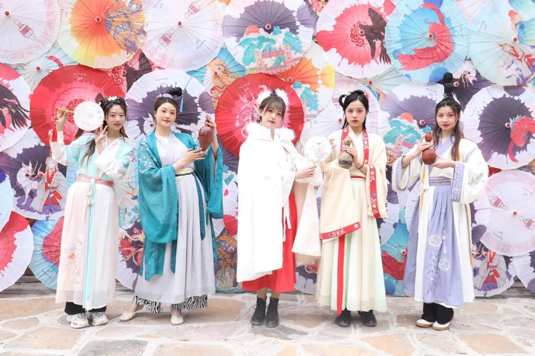 汉服盛会，节气大美，尽在仙门山首届汉服纸鸢节