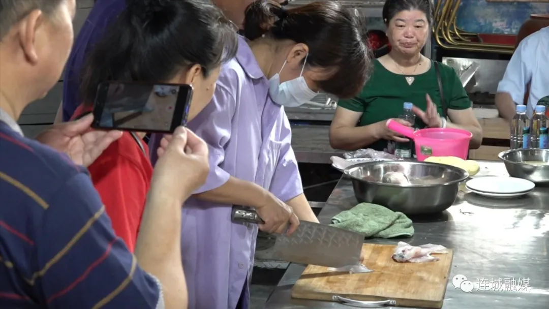 「創新創業創造冠豸」“萬名廚師”培訓工程第十二期初級中式烹飪師培訓班開班