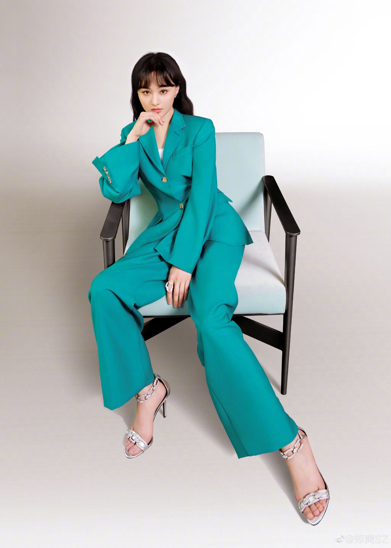 郑爽520晒告白视频，配乐竟然是《流星雨》，网