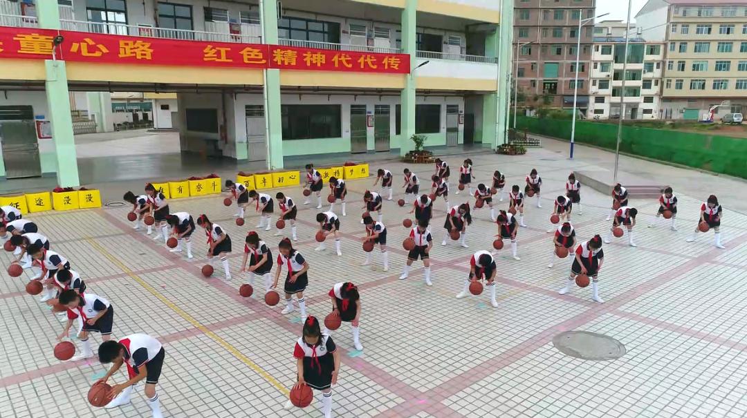 南康区第九小学怎么样?特色大课间燃爆了(图28)