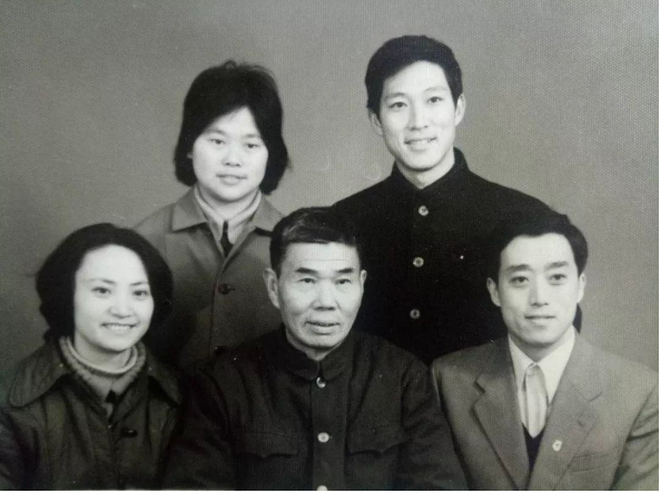 杨洁与杨春霞30年恩怨始末：杨洁食言，杨春霞终