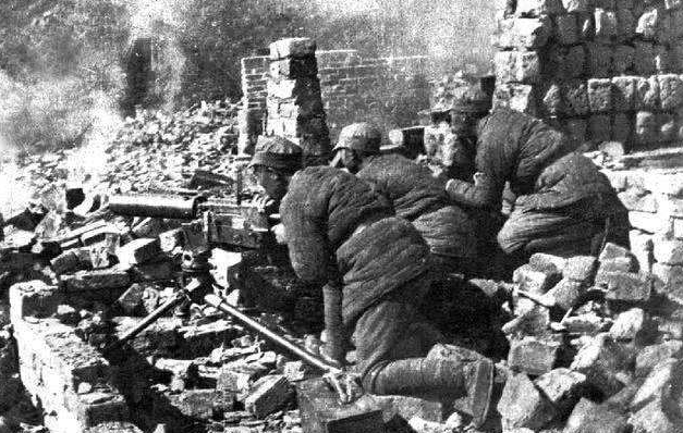 孟良崮战役消灭了国民党王牌74师，占尽优势的张