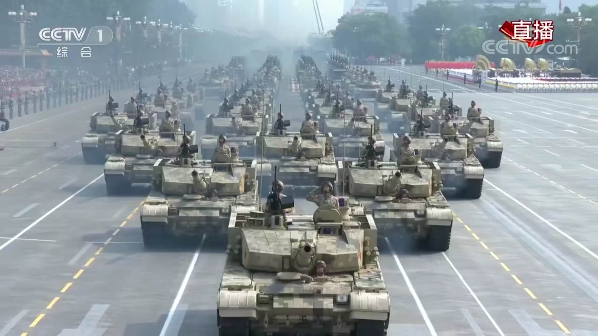 历届国庆阅兵都出现了哪些坦克？微缩版中国坦